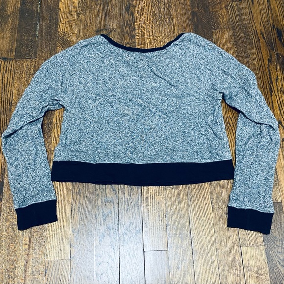 EUC Express sequin lightning bolt cropped sweater - Picture 6 of 7